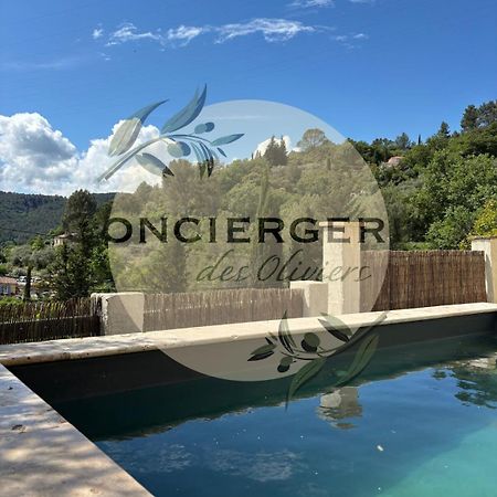 Villa Avec Piscine Belgentier Exteriér fotografie